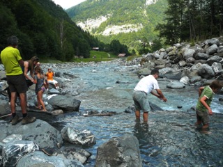 13-08_Barrage_sur_le_Giffre-04